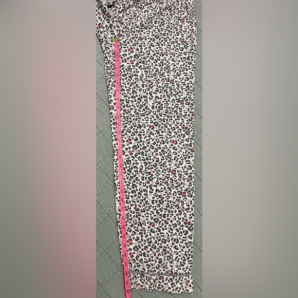 Victoria’s Secret Cheetah Print Pajama Pants - Picture 10 of 11
